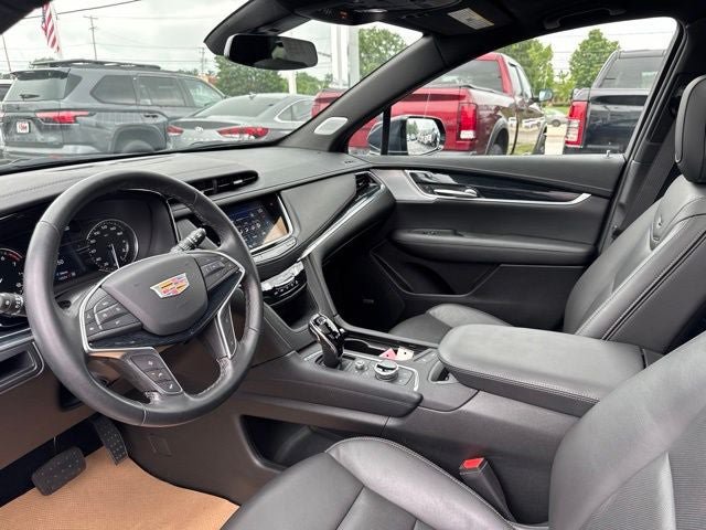 Certified 2025 Cadillac XT5 Premium Luxury AWD/4WD image 9