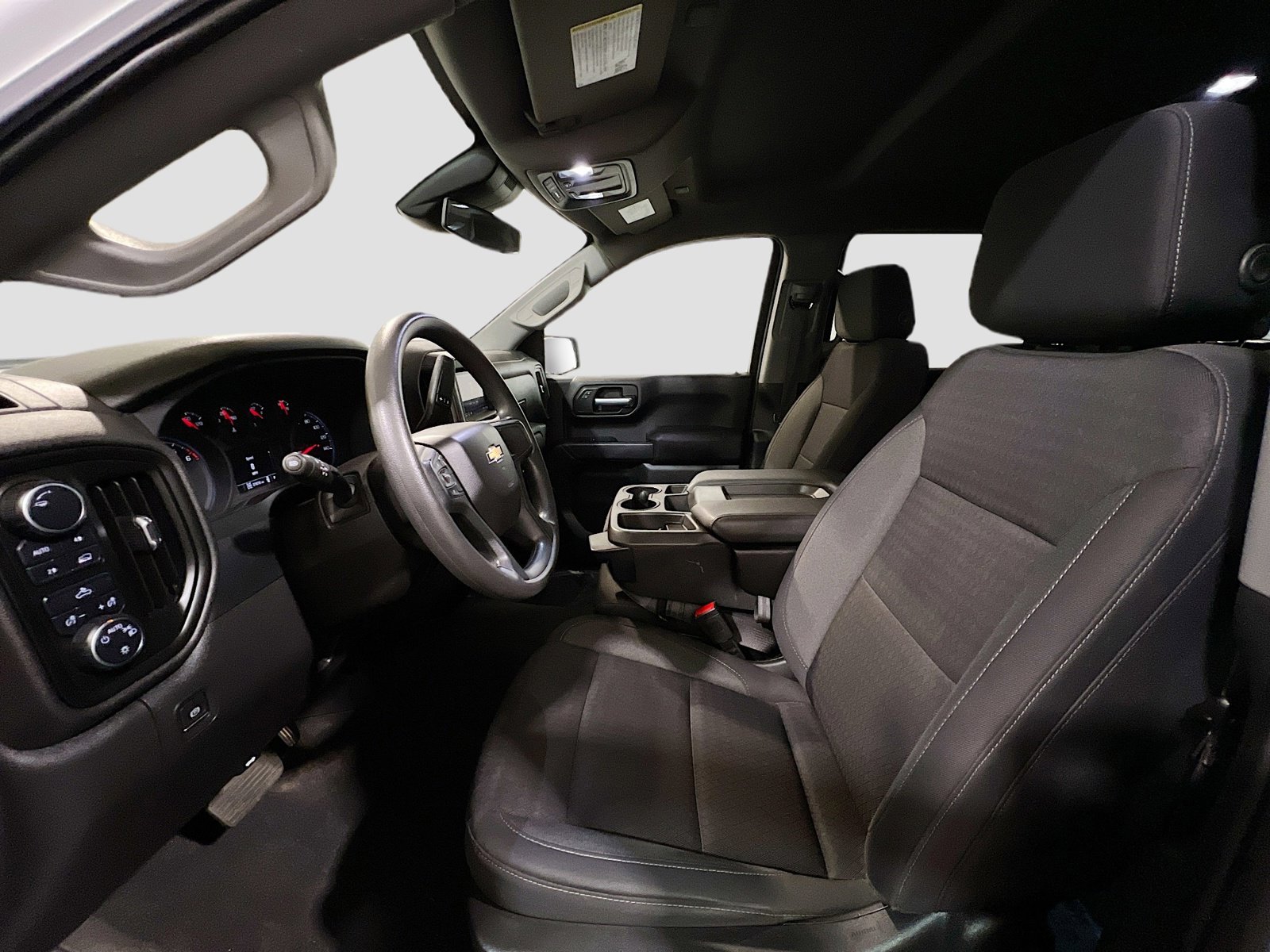 Used 2023 Chevrolet Silverado 1500 Custom image 14