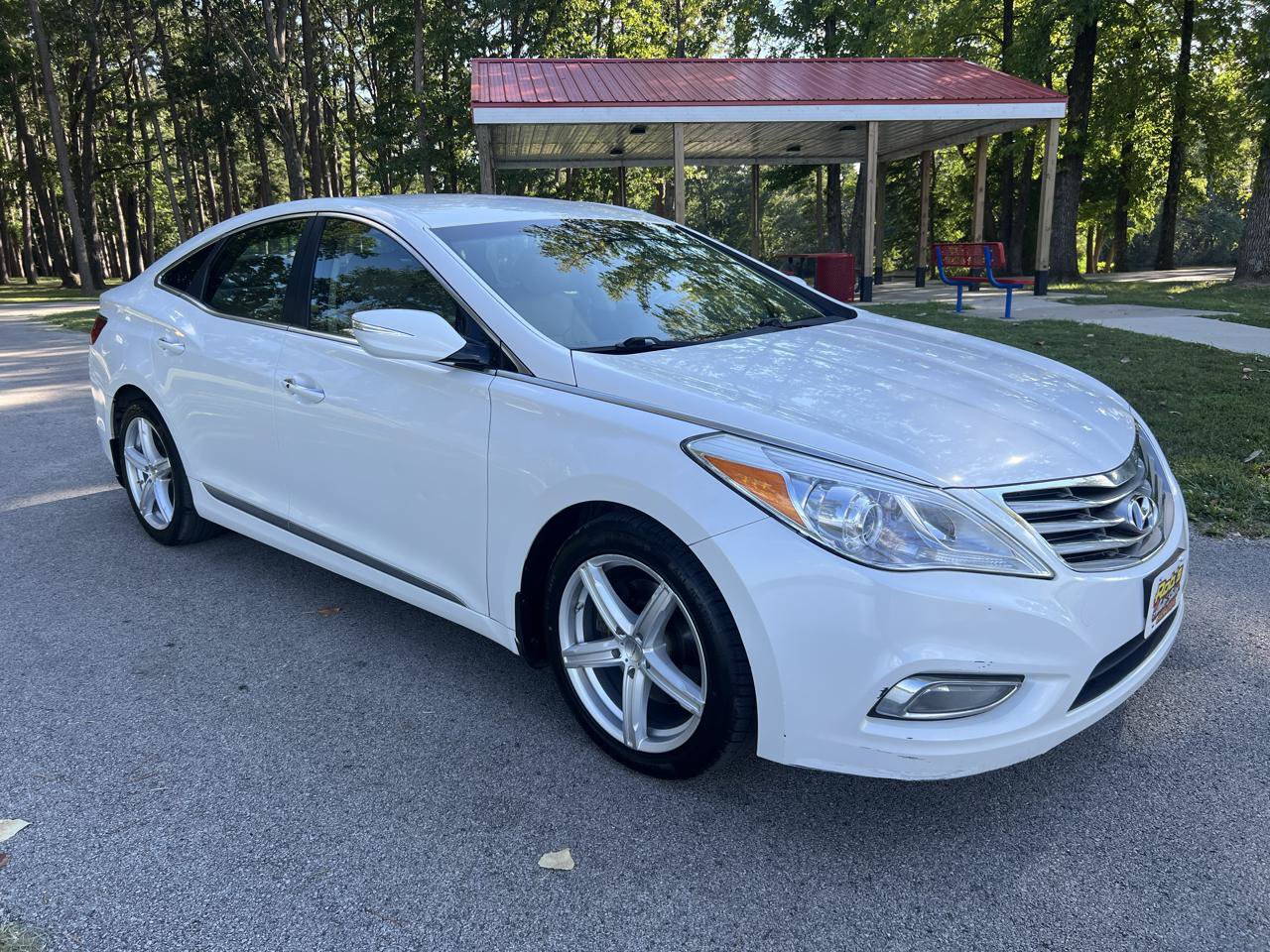Used 2013 Hyundai Azera FWD image 4