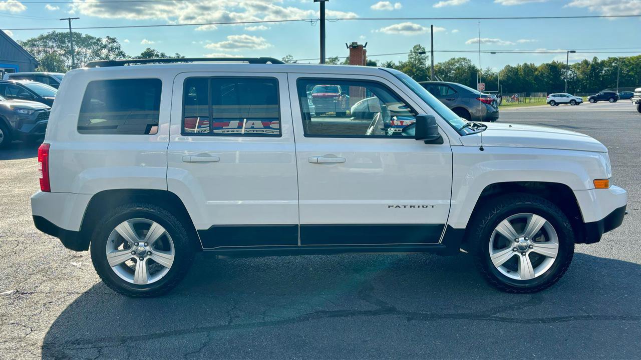 Used 2015 Jeep Patriot Latitude image 4