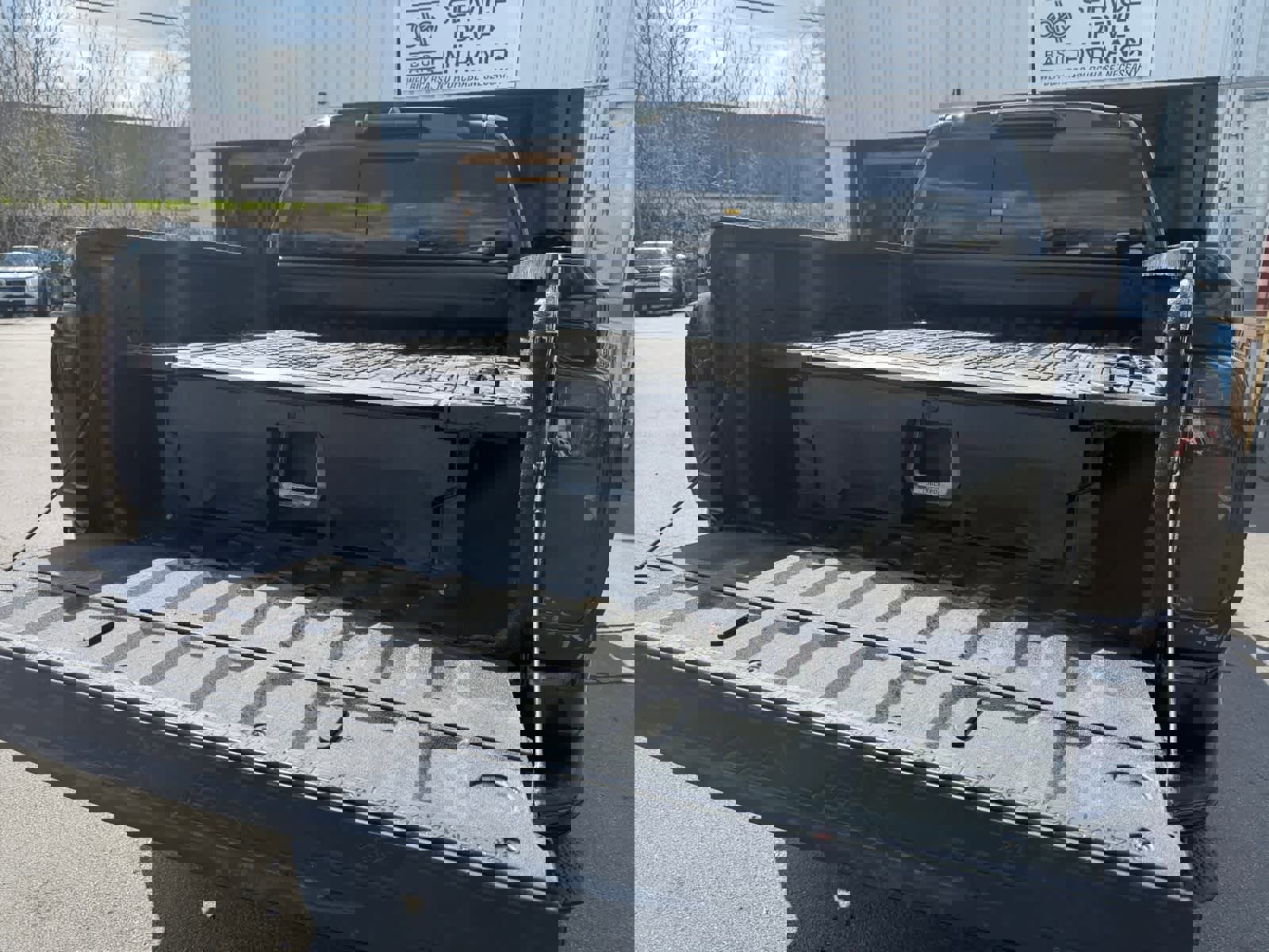 Used 2023 GMC Canyon AT4 AWD/4WD image 23