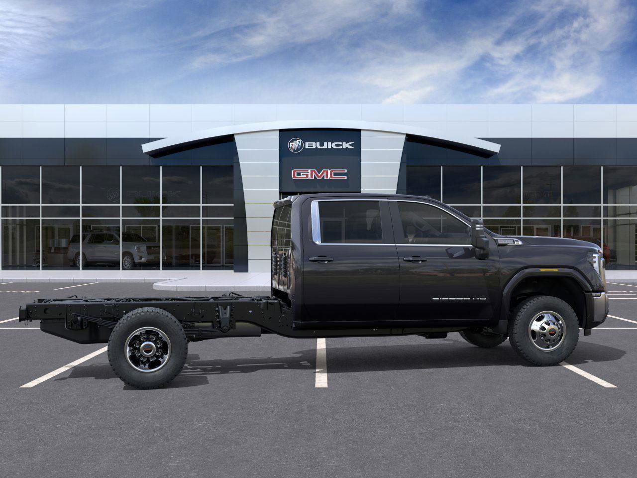 New 2025 GMC Sierra 3500 SLE w/ SLE Convenience Package image 5