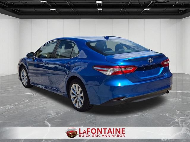 Used 2019 Toyota Camry LE FWD image 3