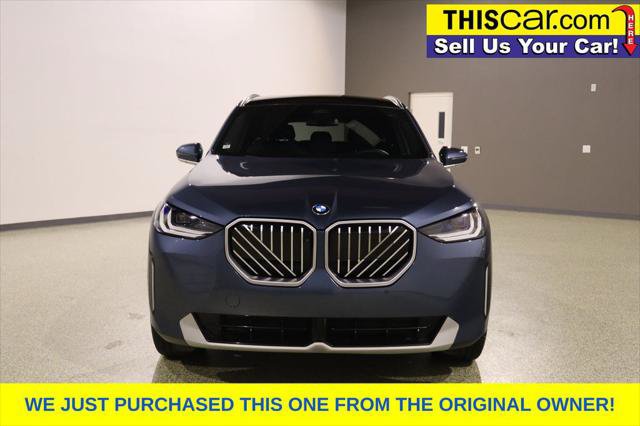 Used 2025 BMW X3 xDrive30i AWD/4WD image 3