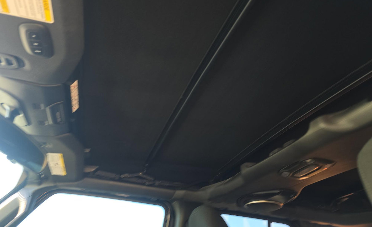 Used 2021 Jeep Wrangler Unlimited Sport image 16