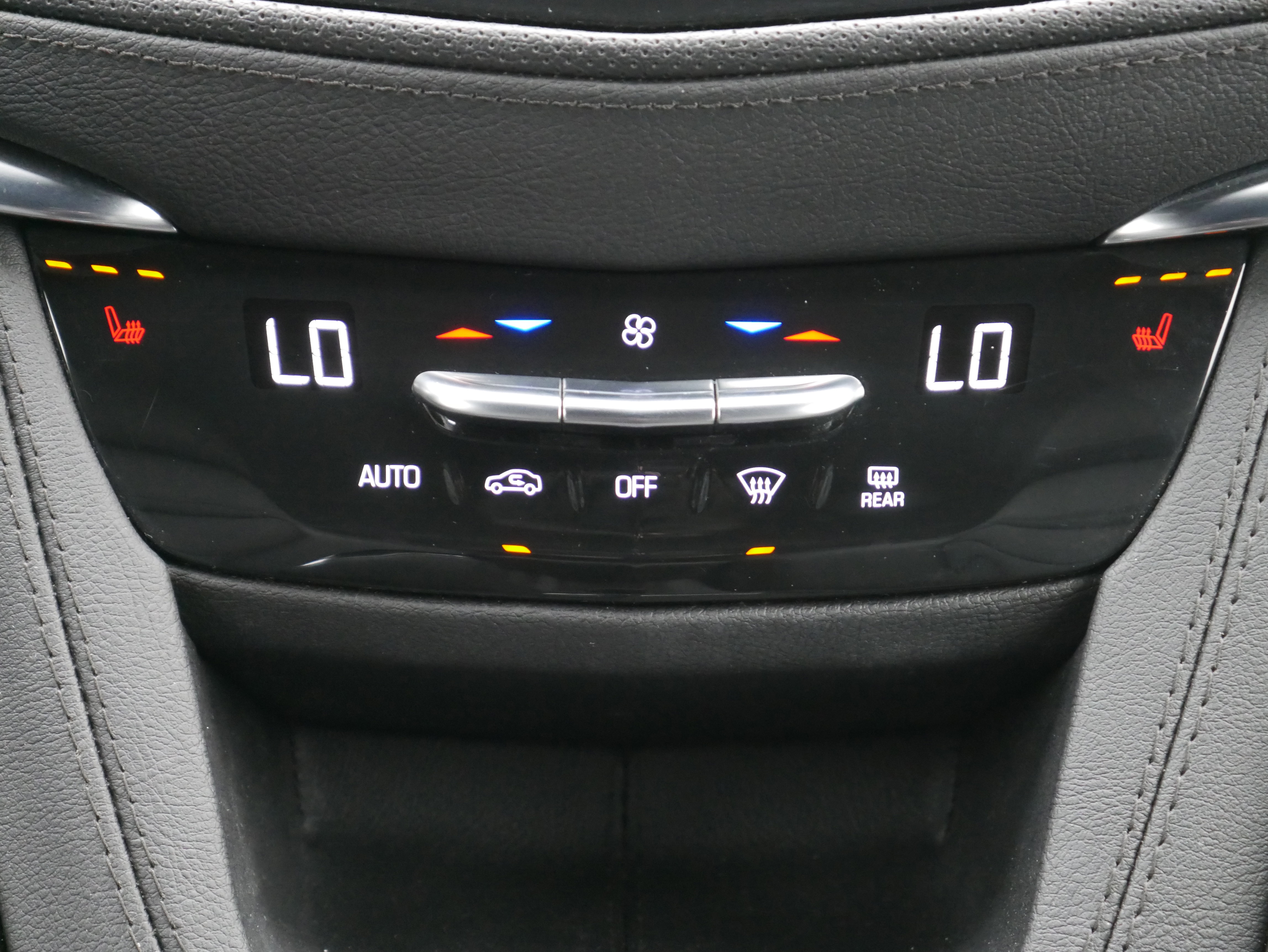 Used 2023 Cadillac XT5 Luxury image 18