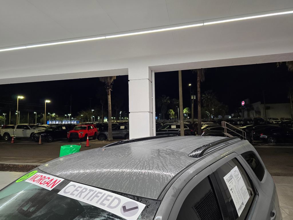 Certified 2023 Dodge Durango SXT Launch Edition image 11