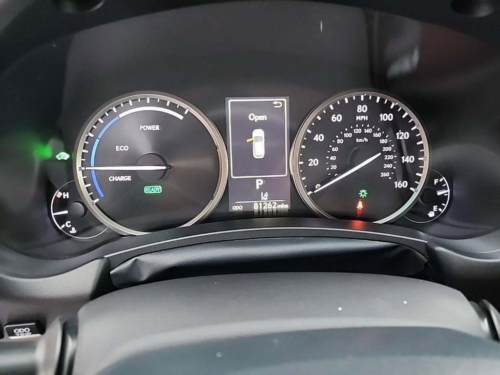 Used 2018 Lexus NX 300h AWD w/ Towing Package (1500 lbs) image 18