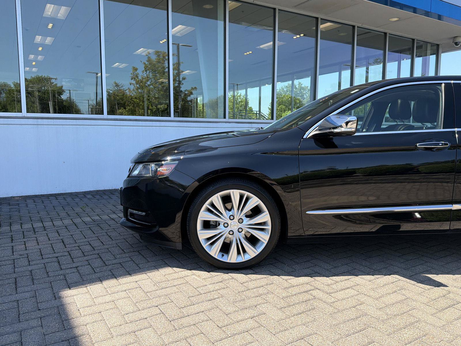 Used 2018 Chevrolet Impala Premier w/ Premier Confidence Package FWD image 9