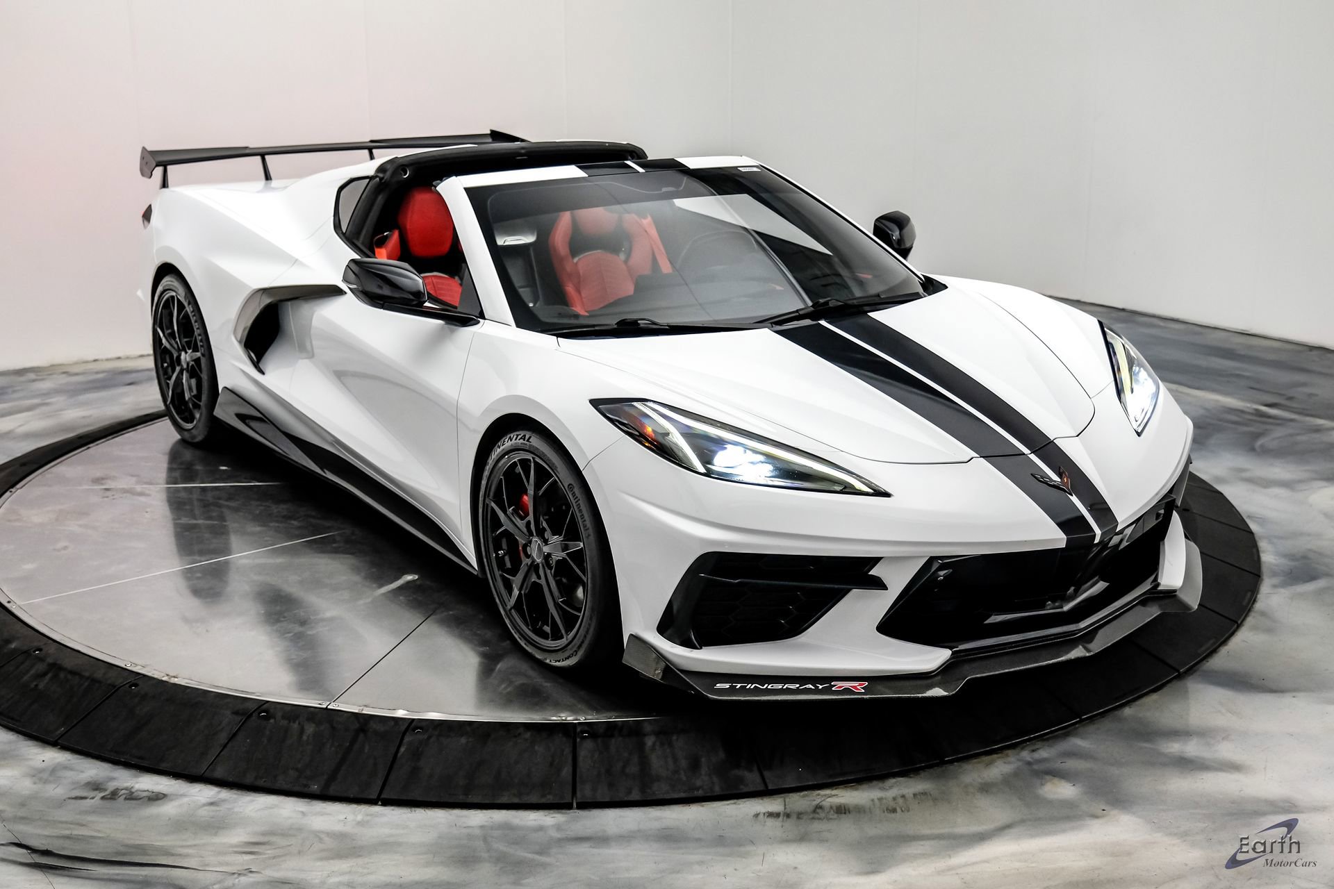 Used 2020 Chevrolet Corvette Stingray Premium Cpe w/ 3LT Preferred Equipment Group image 33