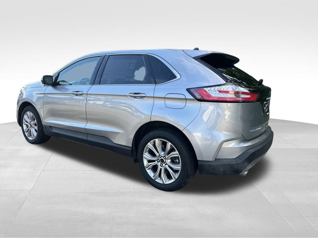 Used 2024 Ford Edge Titanium image 3