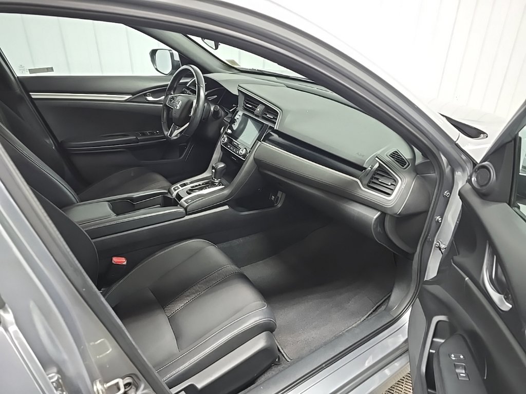 Used 2019 Honda Civic Sport image 15