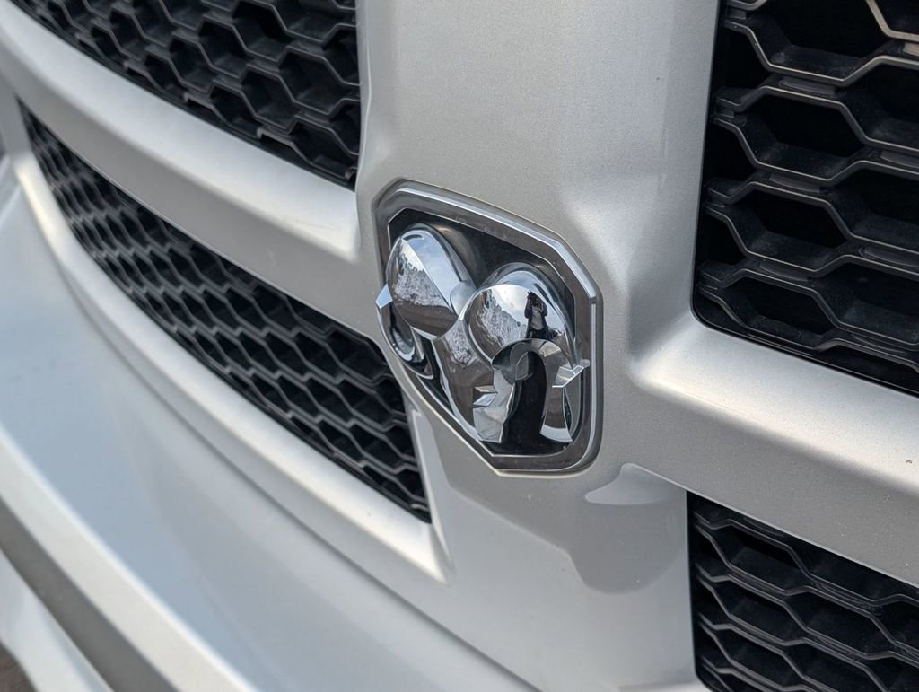 Used 2018 RAM 1500 Express w/ Popular Equipment Group image 11