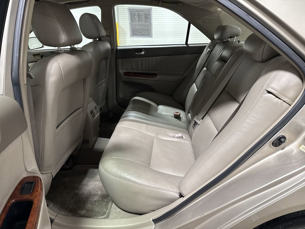 Used 2002 Toyota Camry XLE image 22