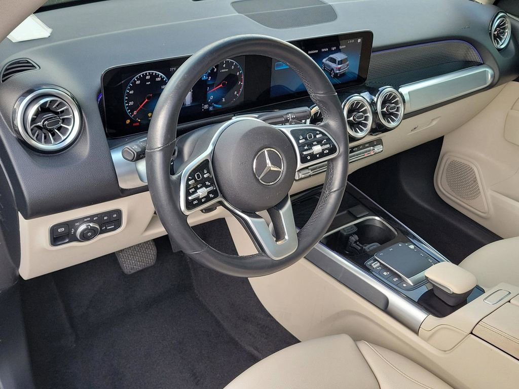 Used 2022 Mercedes-Benz GLB 250 image 21