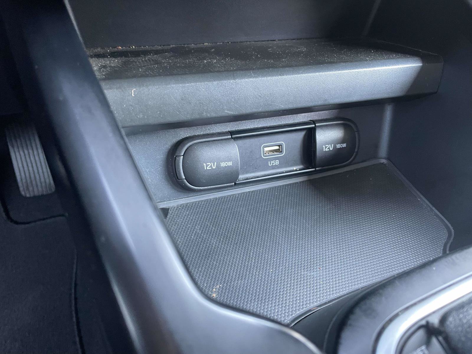 Used 2023 Kia Soul LX w/ LX Technology Package FWD image 27