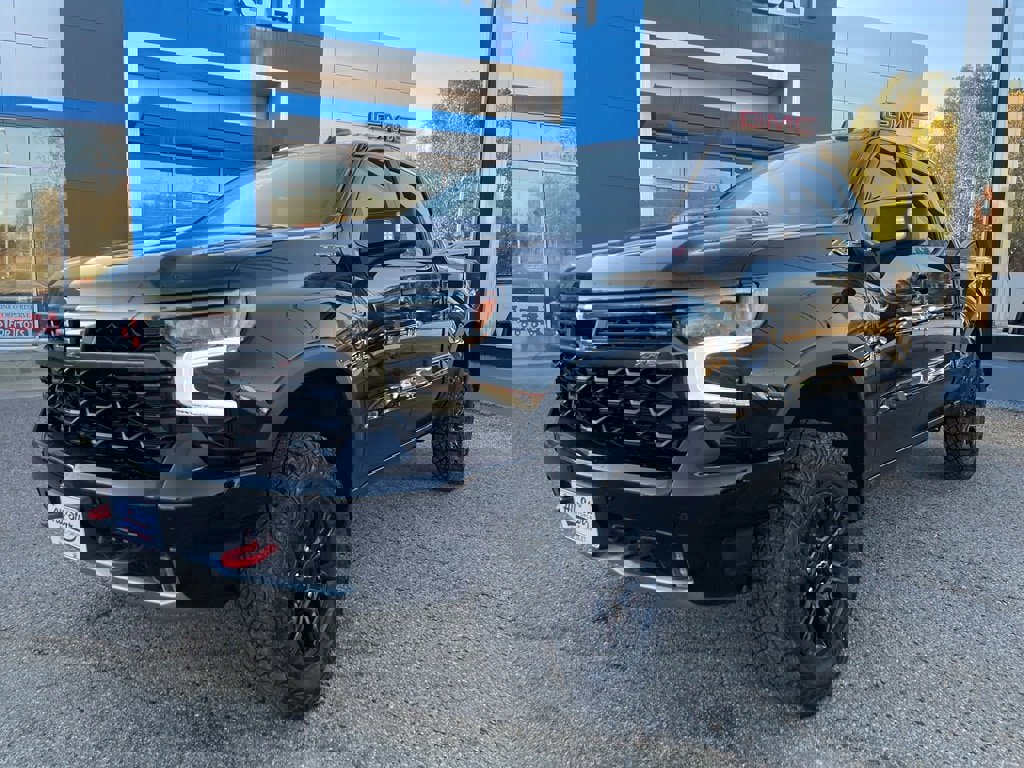 New 2026 Chevrolet Silverado 1500 ZR2 image 2