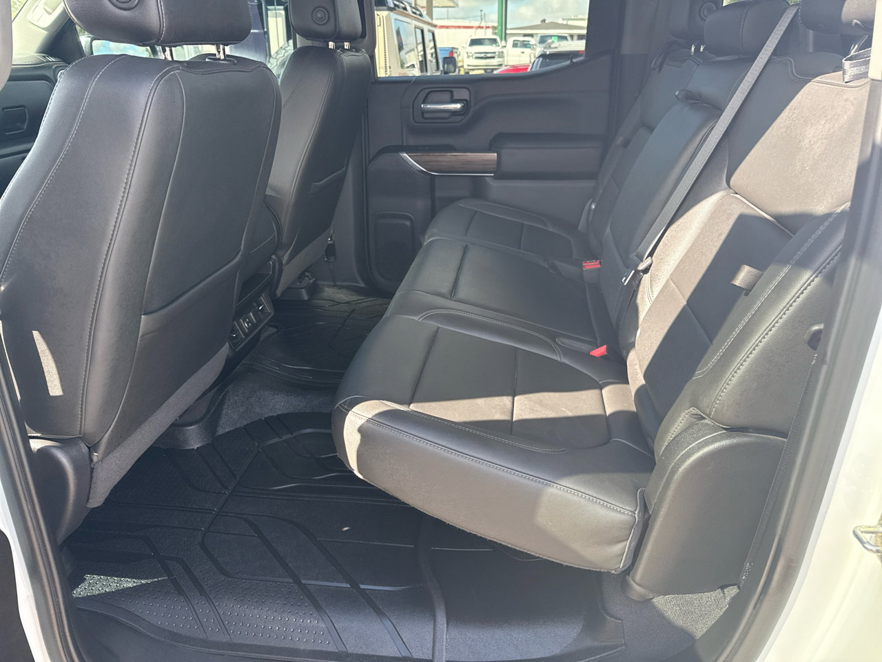 Used 2019 Chevrolet Silverado 1500 LT w/ Texas Edition image 19