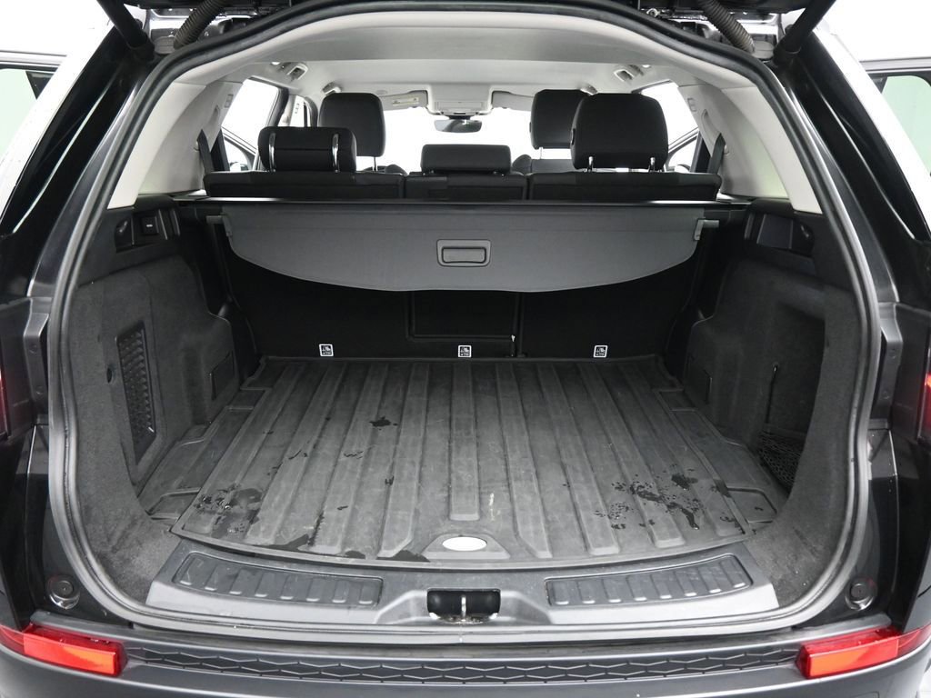 Used 2021 Land Rover Discovery Sport S image 20