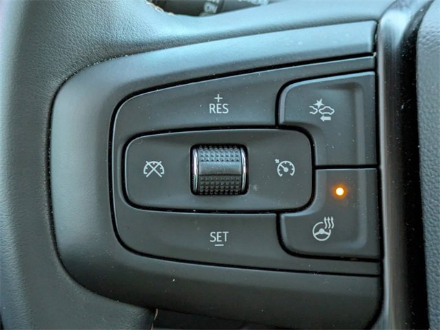 Used 2024 GMC Yukon AT4 w/ Technology Package image 30