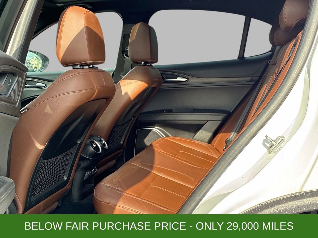 Used 2022 Alfa Romeo Stelvio Ti image 18
