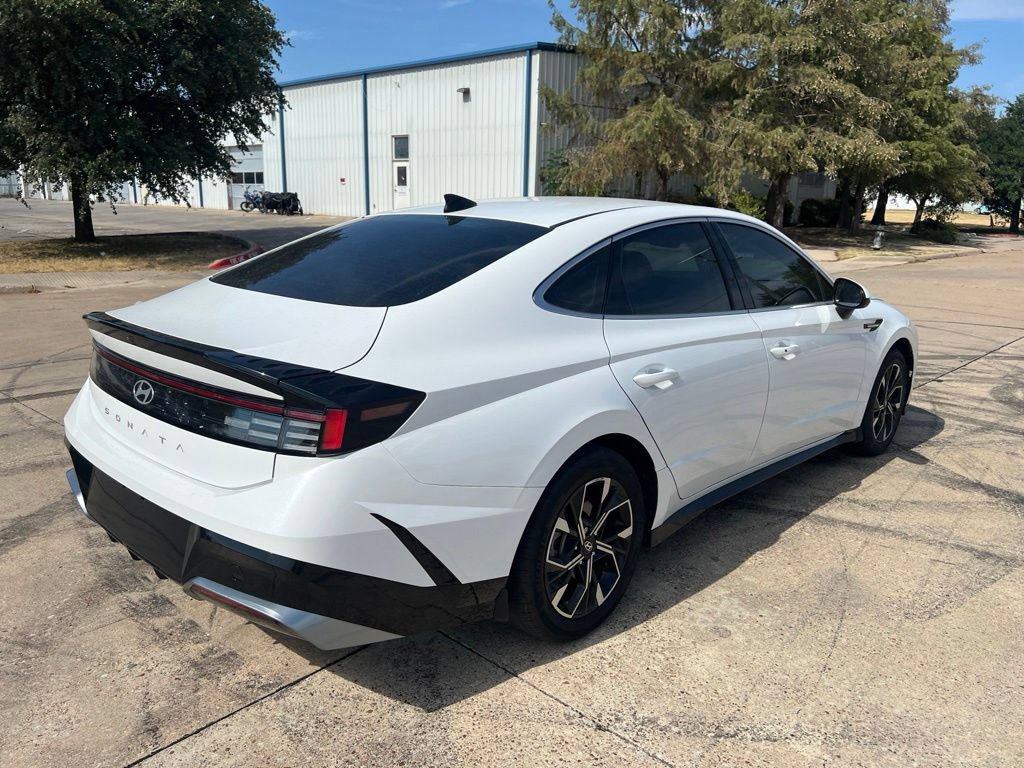 Used 2024 Hyundai Sonata SEL FWD image 16