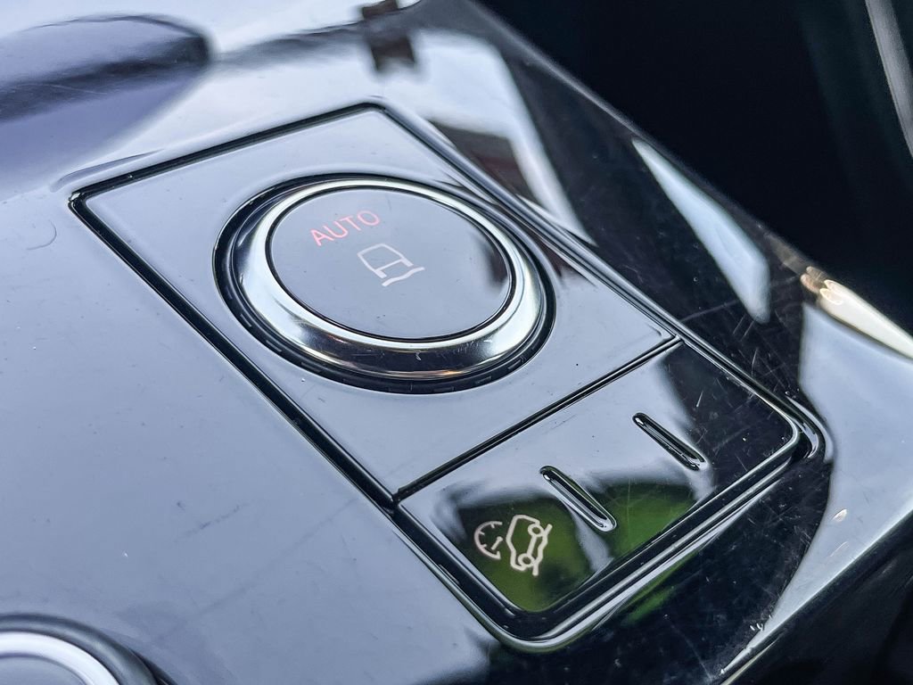 Used 2023 Land Rover Range Rover Sport SE image 26