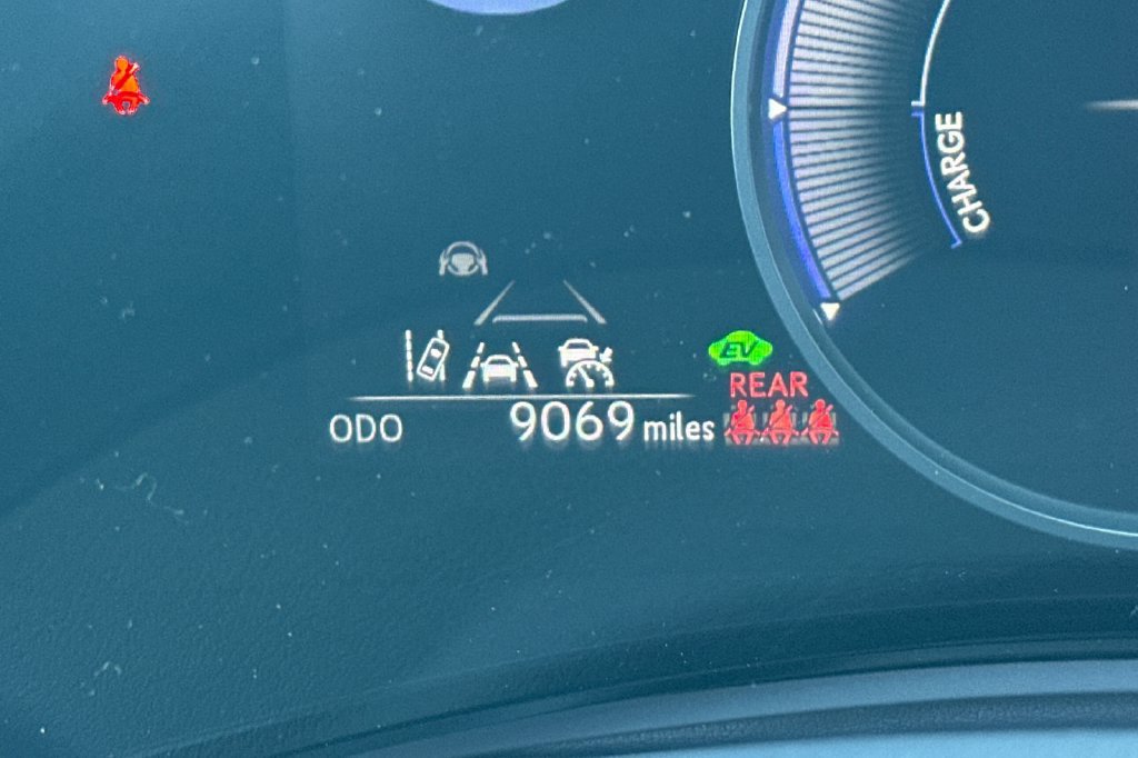 Certified 2025 Lexus NX 350h AWD w/ Cold Area Package image 30