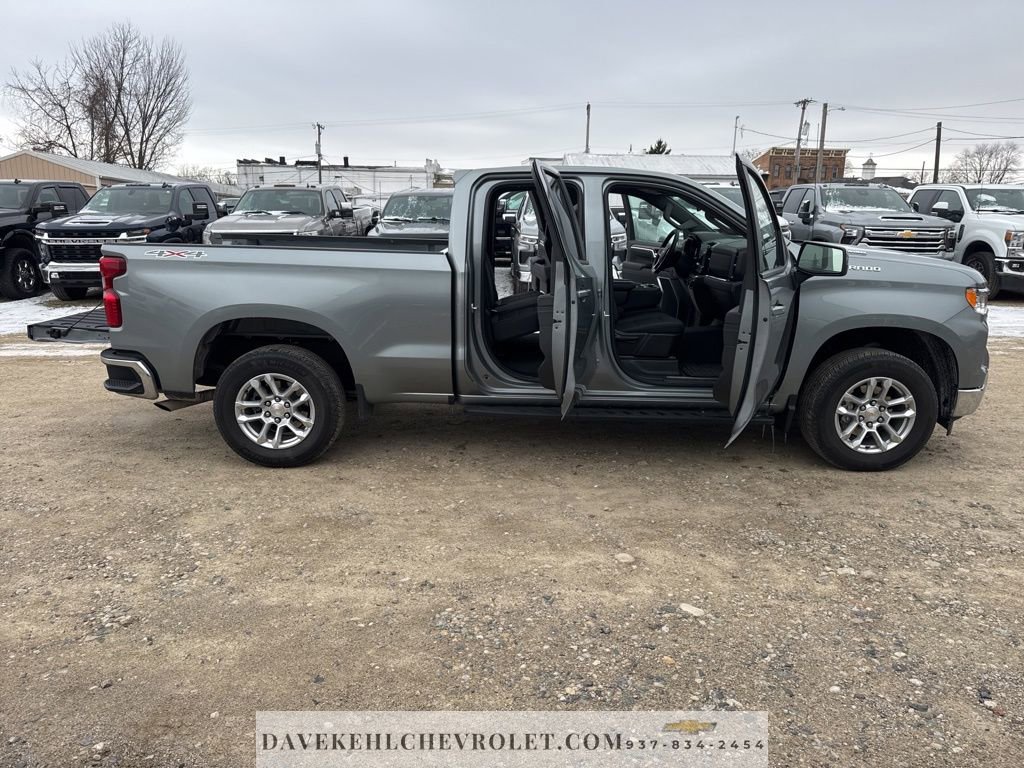 Used 2025 Chevrolet Silverado 1500 LT image 19
