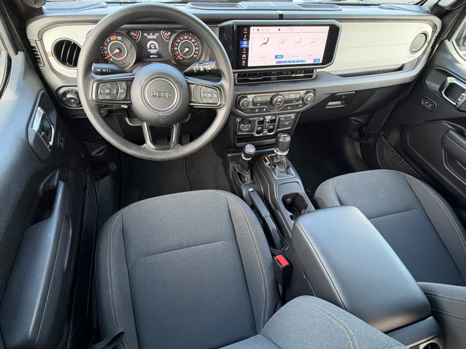 Used 2025 Jeep Wrangler Unlimited Sport AWD/4WD image 22