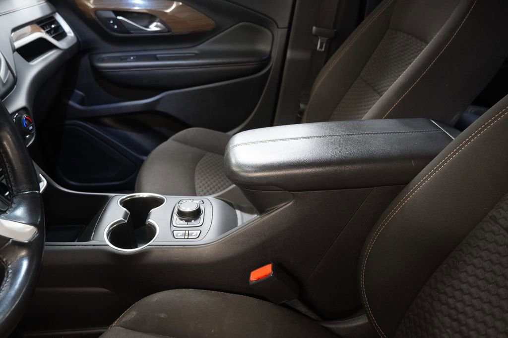 Used 2020 GMC Terrain SLE w/ Driver Convenience Package image 7