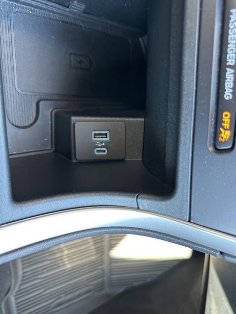 Used 2024 Ford Edge SEL w/ Convenience Package AWD/4WD image 35
