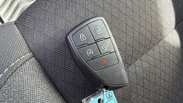 Used 2025 Chevrolet Silverado 1500 LT image 29