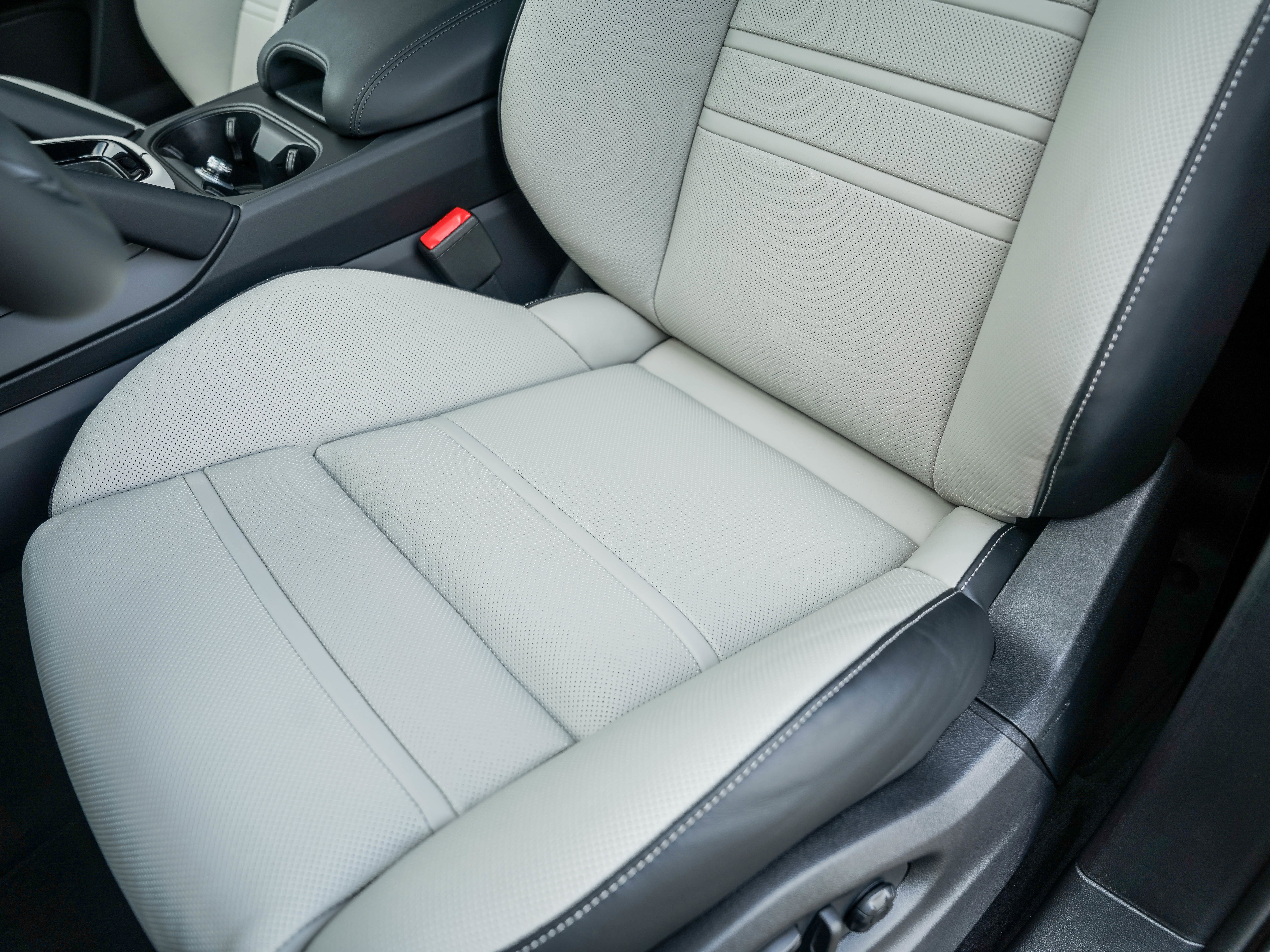 New 2026 Porsche Cayenne Turbo image 24