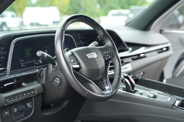 Used 2022 Cadillac Escalade ESV Sport w/ Touring Package AWD/4WD image 30