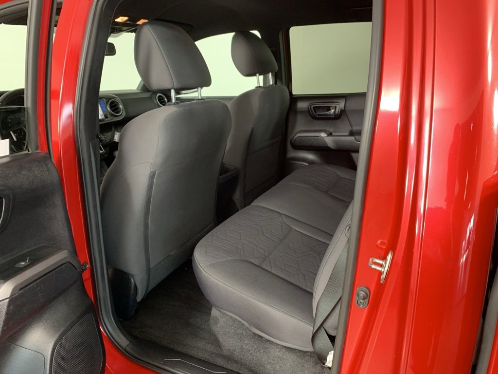 Used 2019 Toyota Tacoma TRD Sport image 31