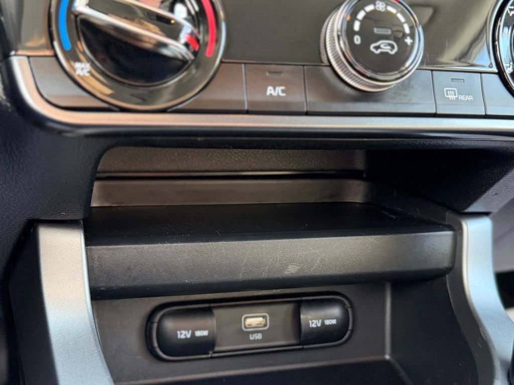Used 2025 Kia Seltos LX image 16