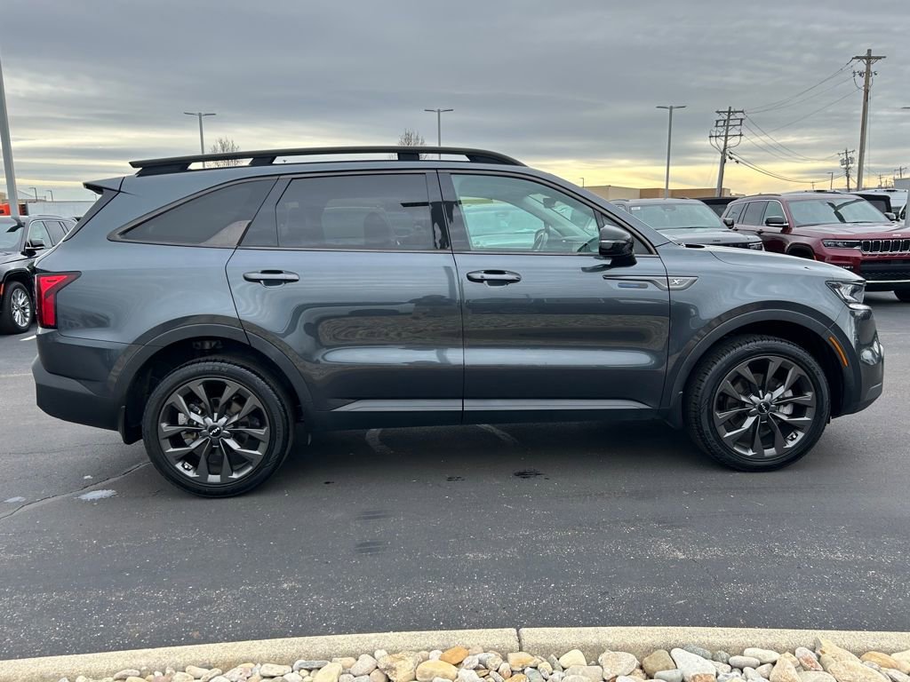 Used 2023 Kia Sorento X-Line EX image 9