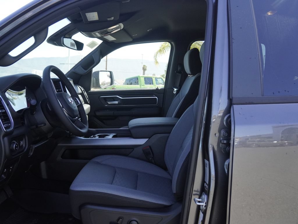 New 2026 RAM 1500 Big Horn AWD/4WD image 28