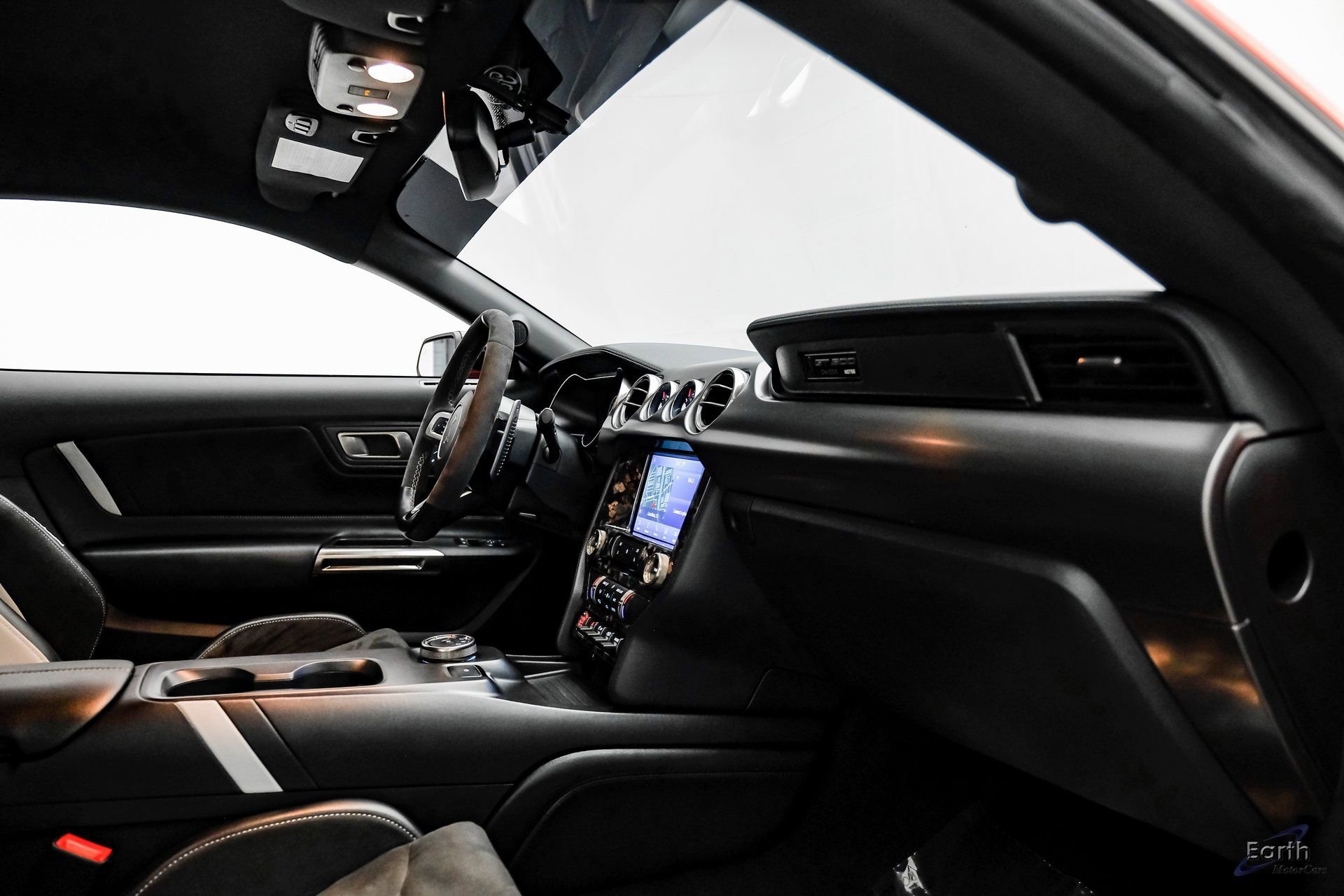 Used 2022 Ford Mustang Shelby GT500 w/ Technology Package image 49