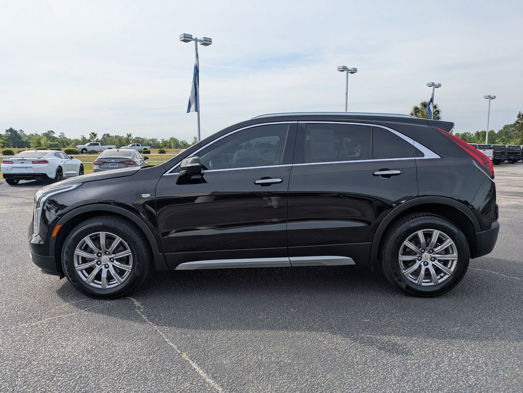 Used 2021 Cadillac XT4 Premium Luxury w/ Driver Awareness Package FWD image 10