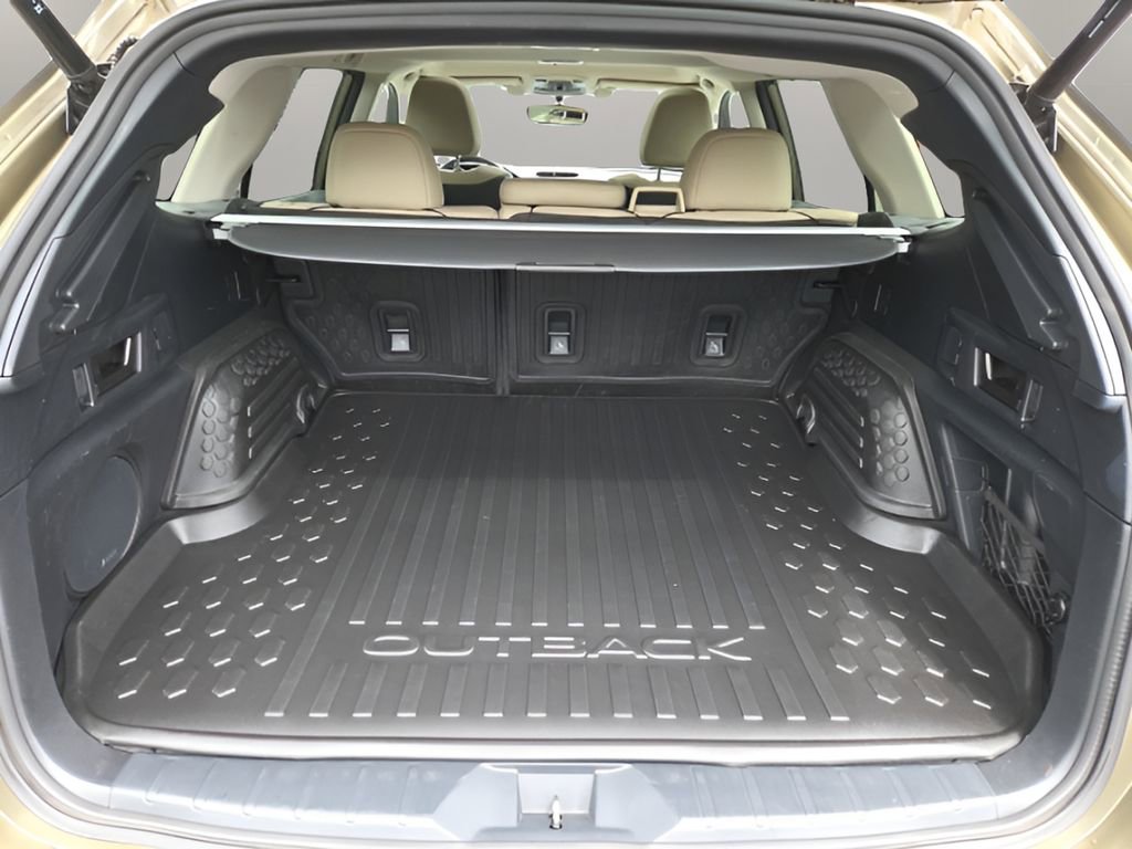 Used 2022 Subaru Outback Limited XT image 16