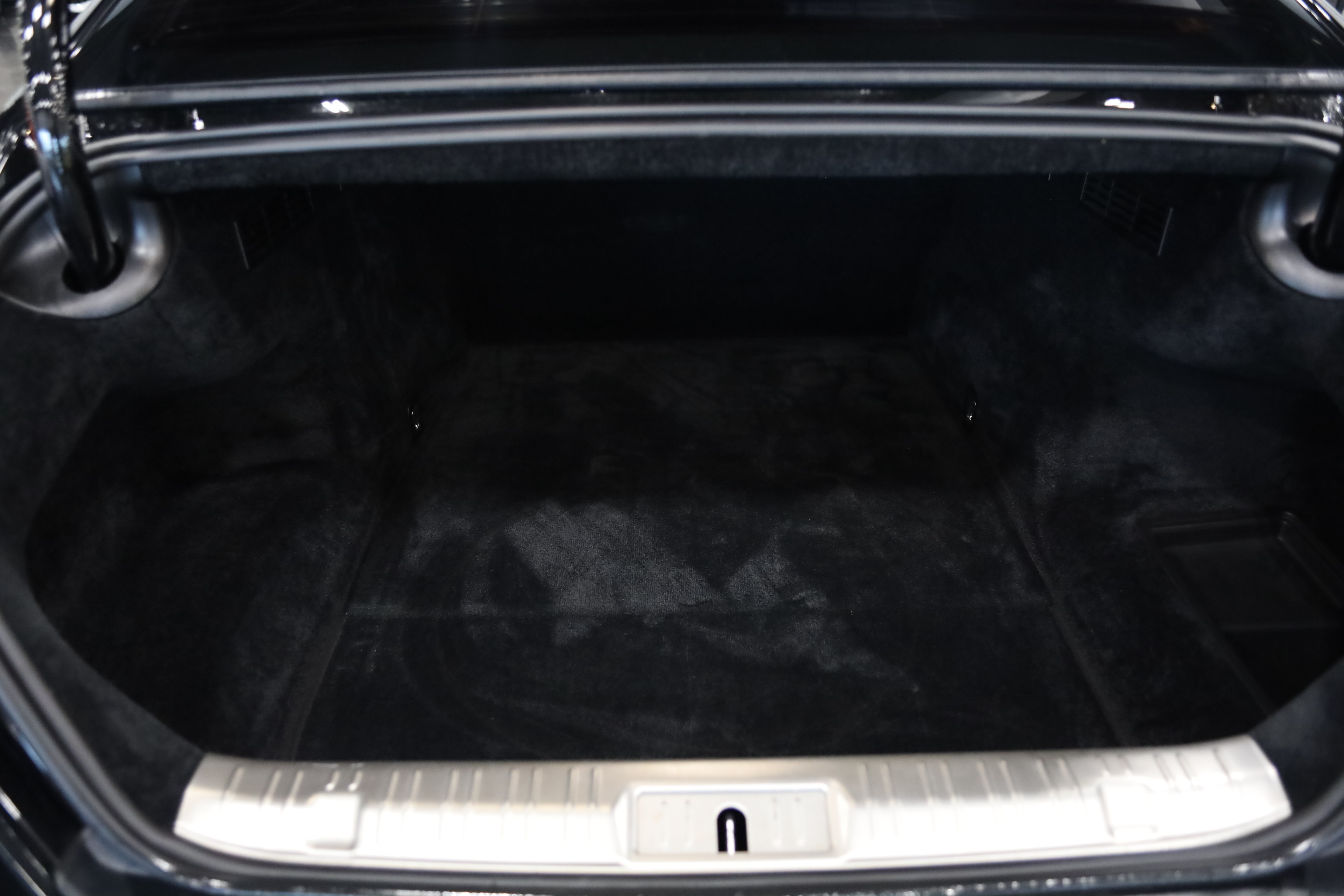 Used 2021 Rolls-Royce Wraith w/ Rolls-Royce Signature Package RWD image 7