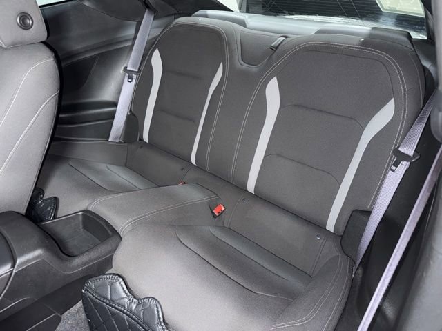 Used 2016 Chevrolet Camaro LT RWD image 13