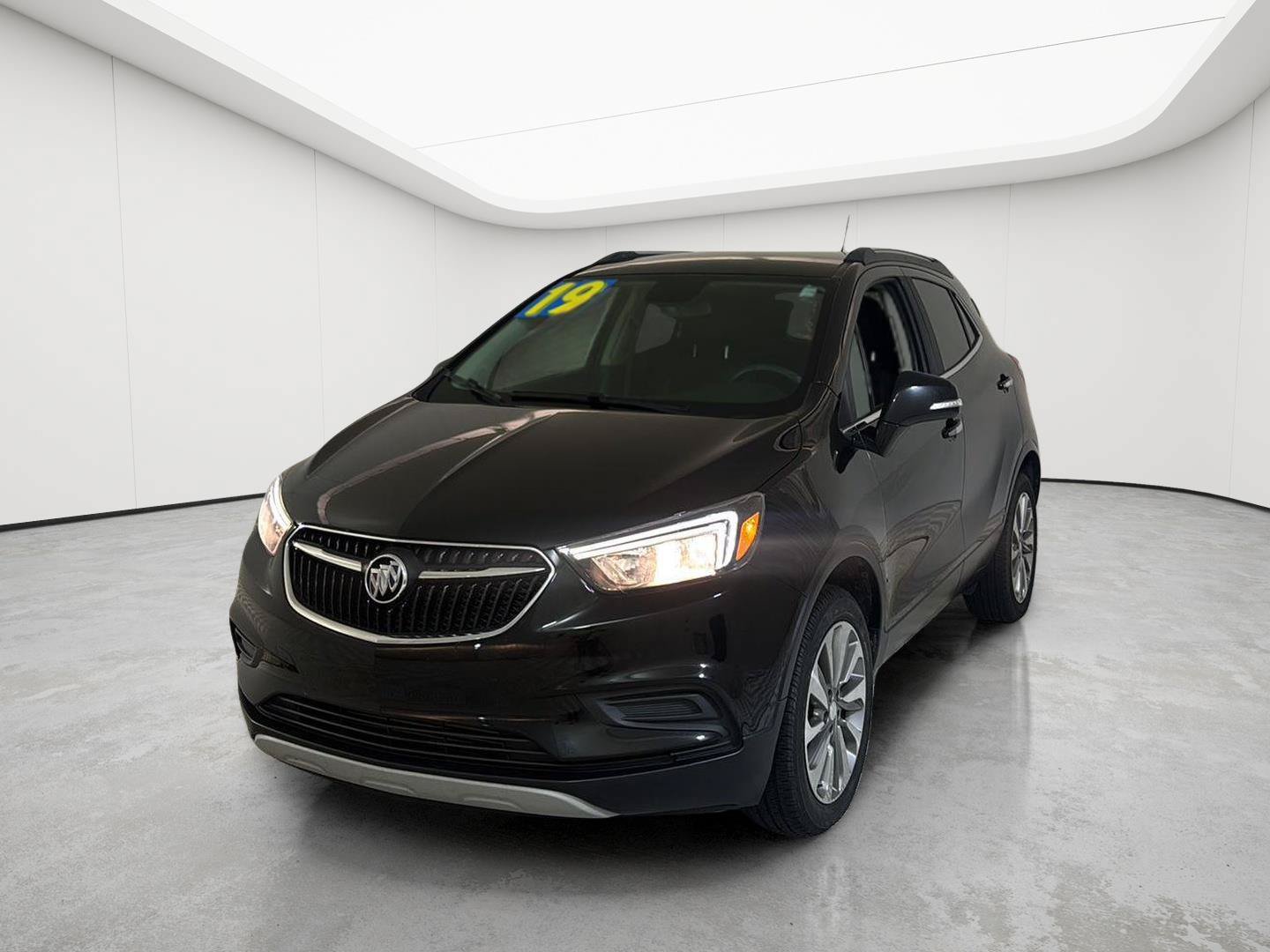 Used 2019 Buick Encore Preferred AWD/4WD image 3