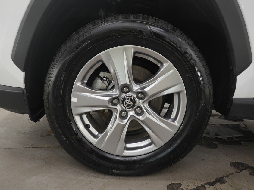 Used 2024 Toyota RAV4 XLE w/ Convenience Package AWD/4WD image 26