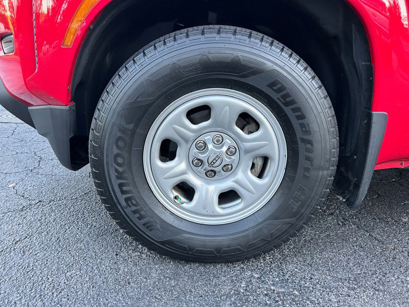 Used 2022 Nissan Frontier S w/ Technology Package image 11