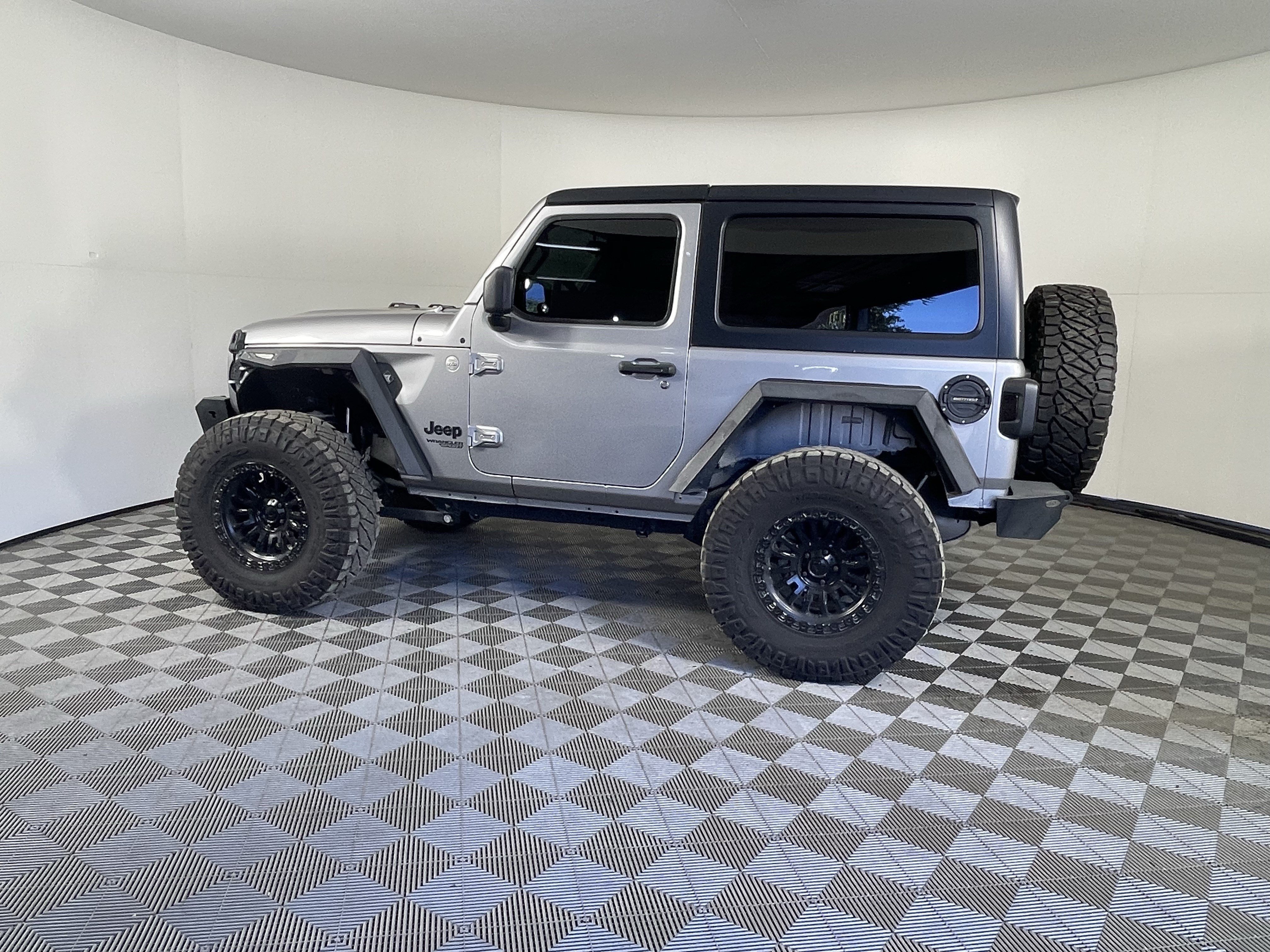 Used 2021 Jeep Wrangler Sport AWD/4WD image 2