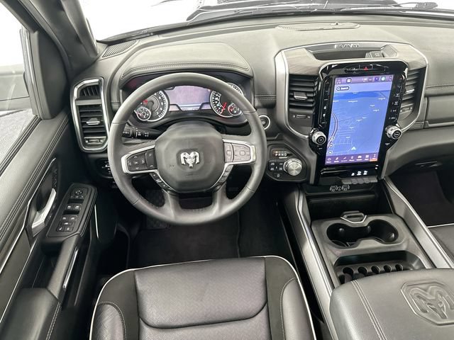 Used 2025 RAM 1500 Laramie w/ Sport Appearance Package AWD/4WD image 11
