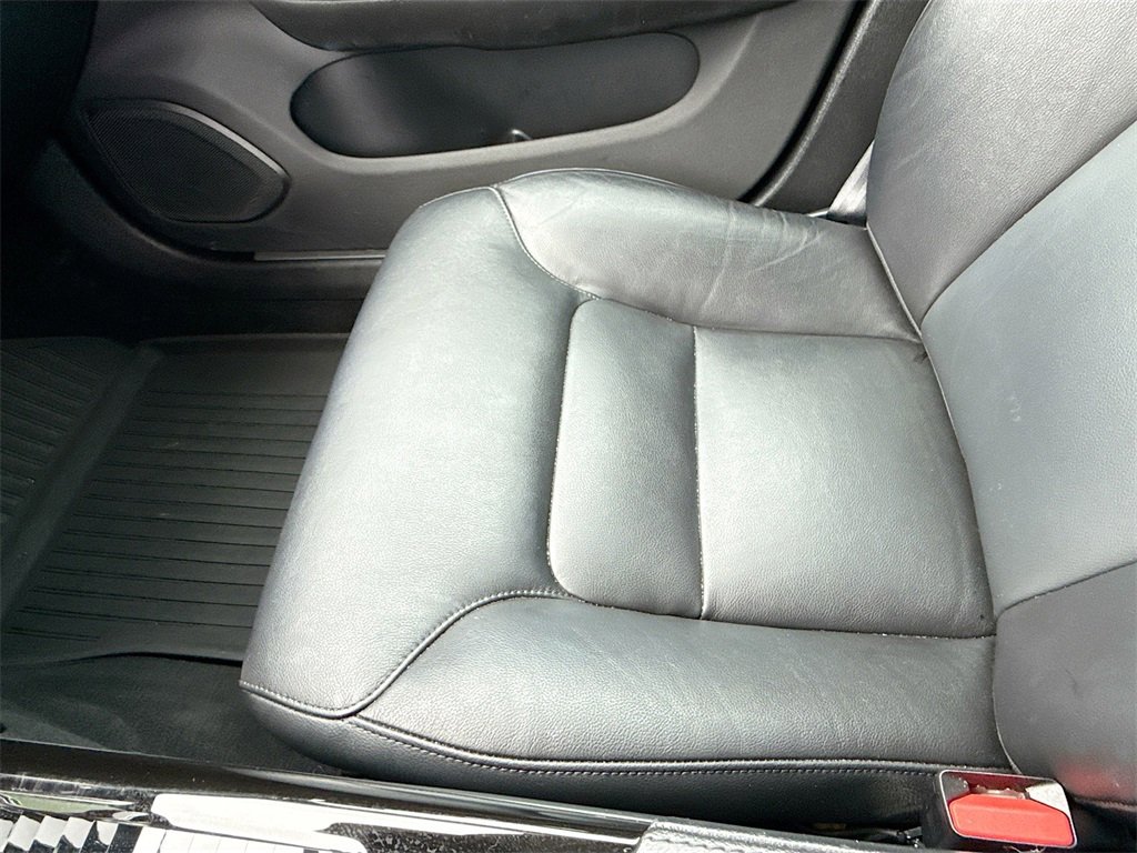 Used 2022 Volvo S60 T8 Inscription image 22